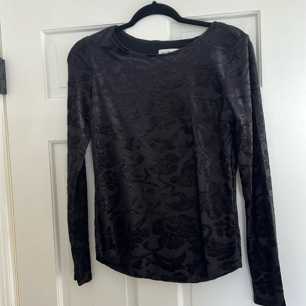 NWOT black velvet detail blouse